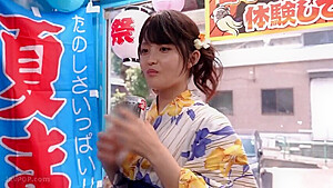 250530花火大会へ向かう女性をナンパd4