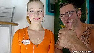 Pizza Time! Late Delivery Girl Negotiates For Her Job With Deep Anal And Facial